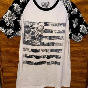 Black and White Floral shirt sleeve tee